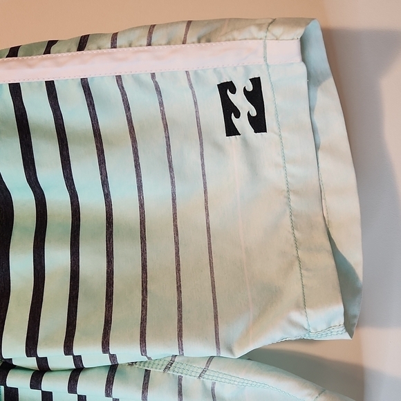 Billabong Swim Trunks Swimming Shorts Men's Size Large Green/White NICE!! - Picture 4 of 9